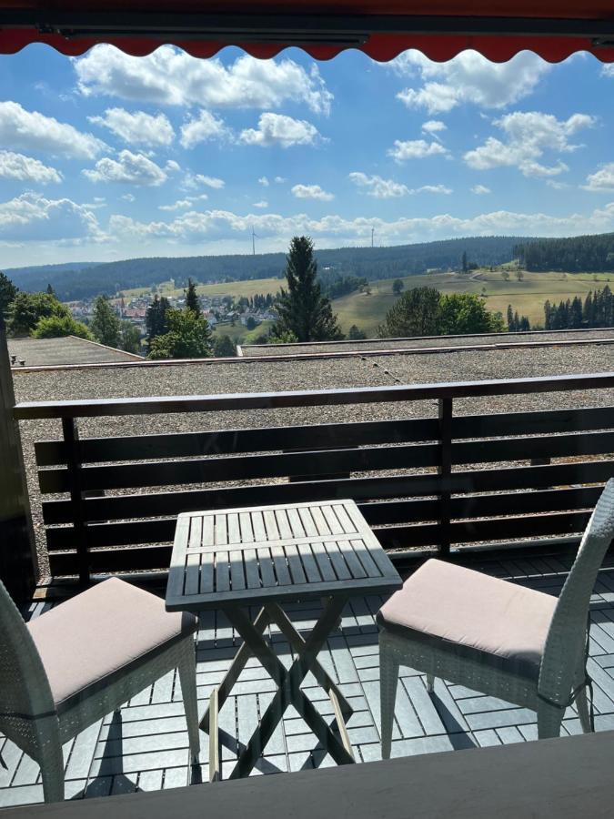 Apartment Annis Panoramablick Pool Sauna Tennis Schonach im Schwarzwald Buitenkant foto
