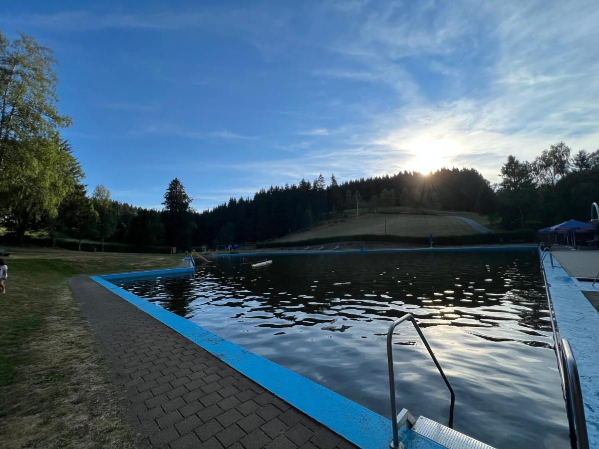 Apartment Annis Panoramablick Pool Sauna Tennis Schonach im Schwarzwald Buitenkant foto